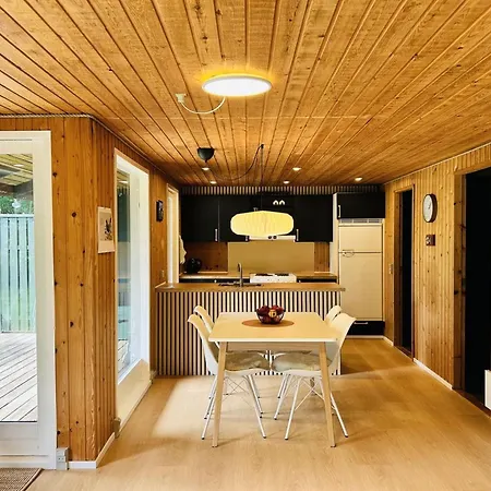 Ritte - From The Sea By Interhome Hals
